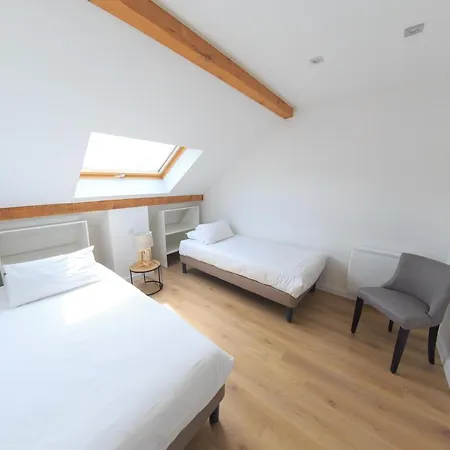 Hotell Logis Annecy Nord / Argonay