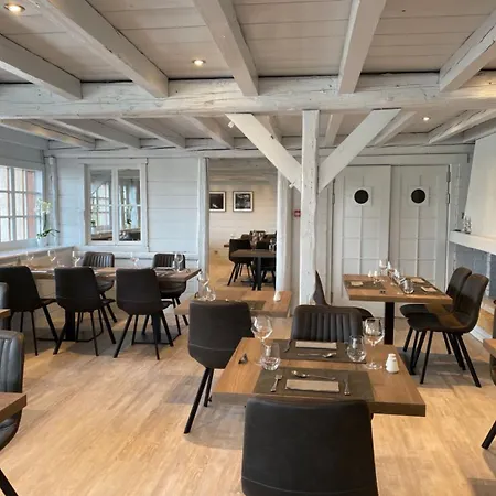 Logis Annecy Nord / 3* Argonay