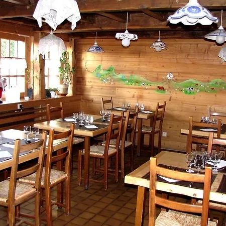 Logis Hotel Annecy Nord / Argonay Hotel 3*